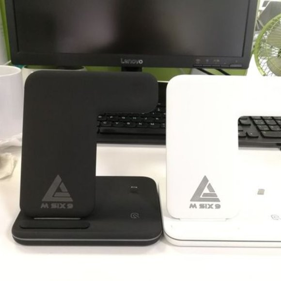 3 in 1 Wireless Charging Dock in White or Black - Picture 8 of 10